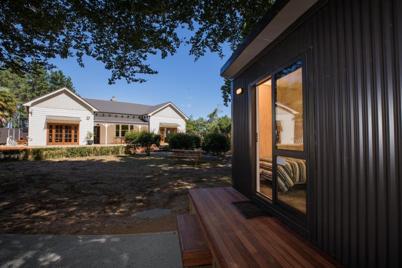 Standard Twin Room with Garden View
